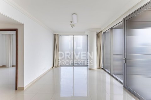 1 bedroom Apartment in Boulevard Point, UAE No. 218636 3