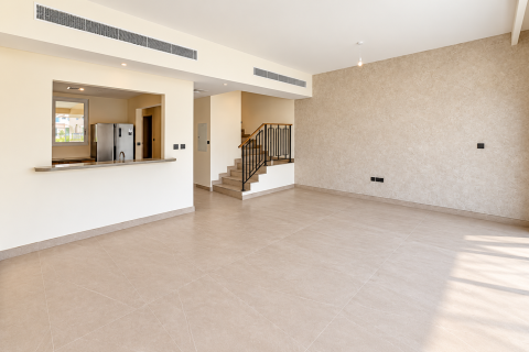 Townhouse de 4 dormitorios en Damac Lagoons, UAE No. 221705 3