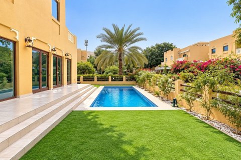 Villa de 5 dormitorios en North Village, UAE No. 215278 12