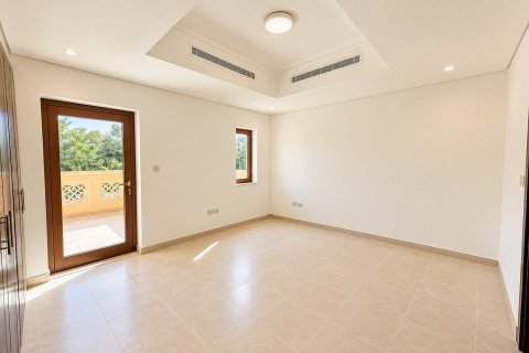 Villa de 5 dormitorios en North Village, UAE No. 215278 4