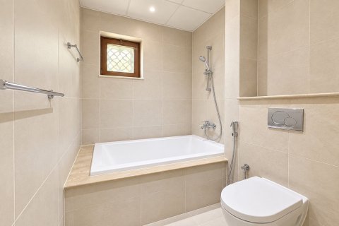 Villa de 5 dormitorios en North Village, UAE No. 215278 7