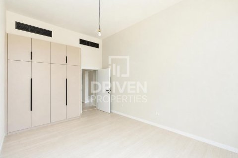 5 bedrooms Villa in Jumeirah, UAE No. 212284 14