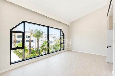 5 bedrooms Villa in Jumeirah, UAE No. 212284 11