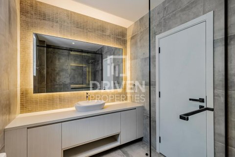 5 bedrooms Villa in Jumeirah, UAE No. 212284 23