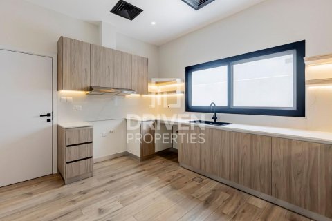 5 bedrooms Villa in Jumeirah, UAE No. 212284 21