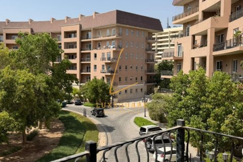 Квартира с 3 спальнями в Uptown Motor City, ОАЭ №217247