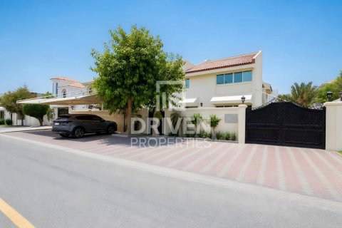 4 bedrooms Villa in Jumeirah, UAE No. 212706 30