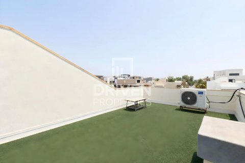 4 bedrooms Villa in Jumeirah, UAE No. 212706 27