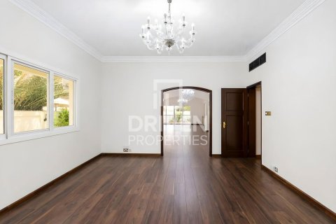 4 bedrooms Villa in Jumeirah, UAE No. 212706 7