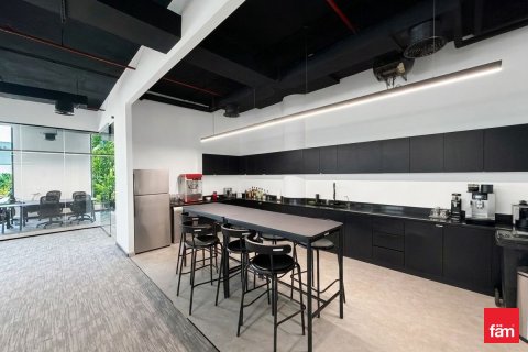 370.5m² Office in Sheikh Zayed Road, UAE No. 165948 6