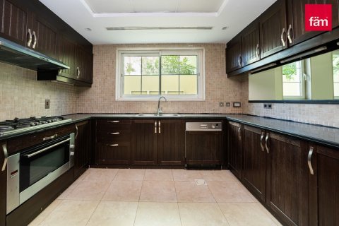 Villa de 3 dormitorios en Dubai, UAE No. 223844 5