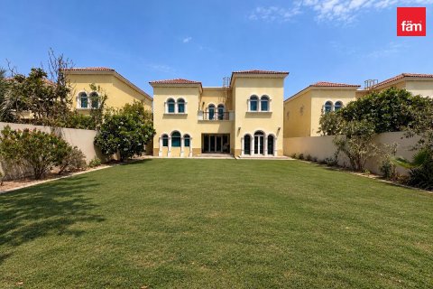 Villa de 3 dormitorios en Dubai, UAE No. 223844 6