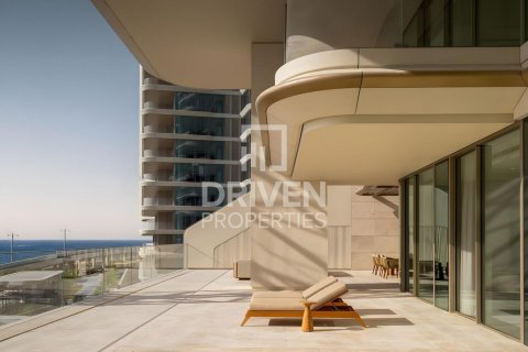 Квартира с 2 спальнями в The Crescent, ОАЭ №211302