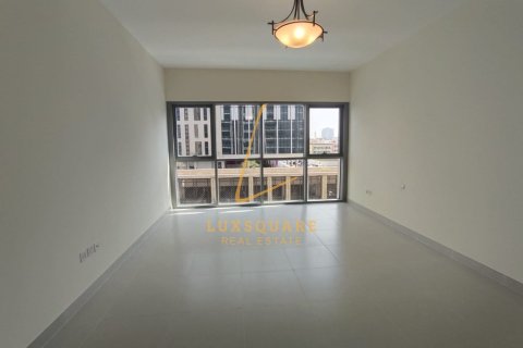 Apartment de 3 dormitorios en Deira, UAE No. 224321