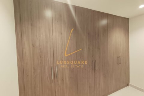 Apartment de 3 dormitorios en Deira, UAE No. 224321 9