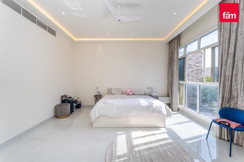 Villa de 4 dormitorios en Dubai, UAE No. 223676 24