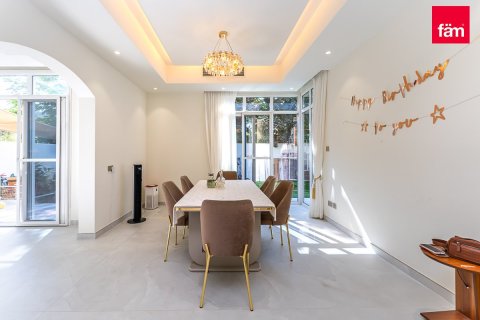 Villa de 4 dormitorios en Dubai, UAE No. 223676 7