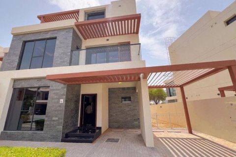 Вилла с 6 спальнями в DAMAC Hills (Akoya by DAMAC), ОАЭ №168279 3