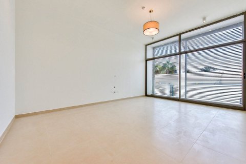 Villa de 3 dormitorios en Mirdif, UAE No. 223465 4