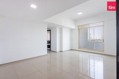 Квартира с 2 спальнями в Dubai Sports City, ОАЭ №216648 22
