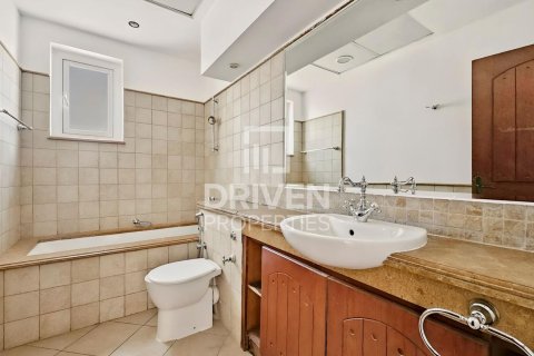 5 bedrooms Villa in The Villa, UAE No. 212450 25