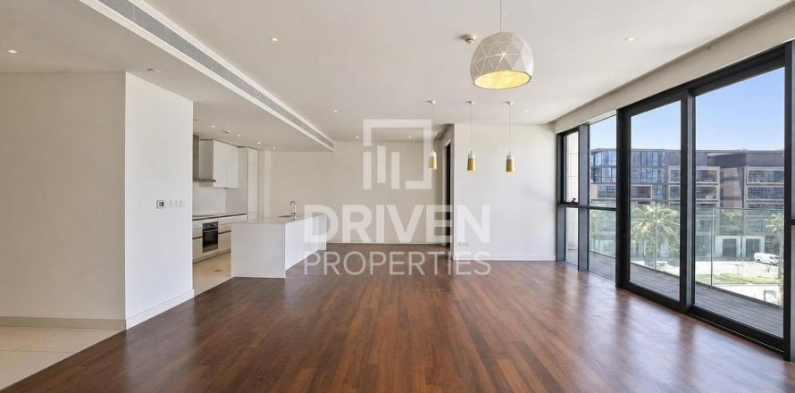 Apartment de 3 dormitorios en Al Wasl, UAE No. 217576