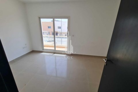 4 غرف نوم فيلا في Al Reef, الإمارات العربية المتحدة رقم 34735 10