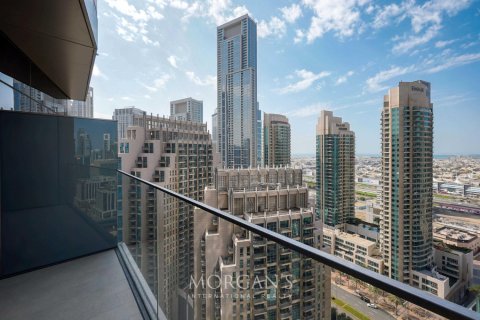 Квартира с 2 спальнями в The Address Residences Dubai Opera, ОАЭ №76857 19