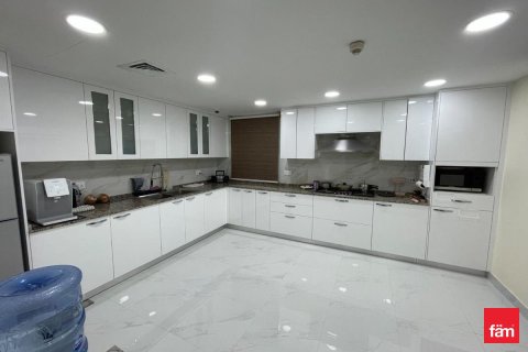 Villa de 5 dormitorios en Dubai, UAE No. 159443 8