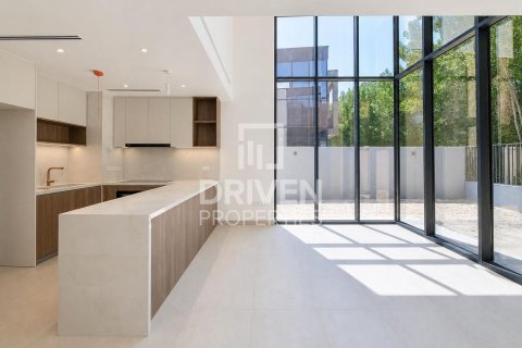 4 bedrooms Townhouse in Mudon, UAE No. 211684 8