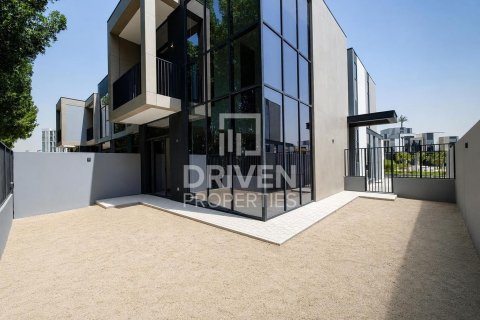 4 bedrooms Townhouse in Mudon, UAE No. 211684 3