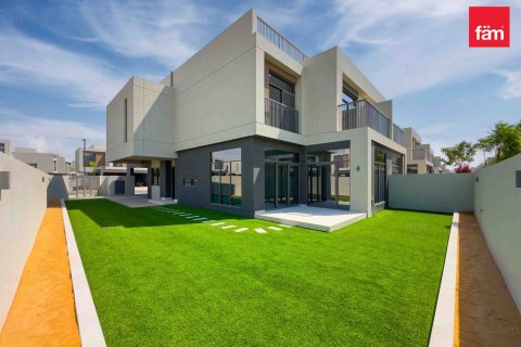 Villa de 4 dormitorios en Dubai, UAE No. 223731