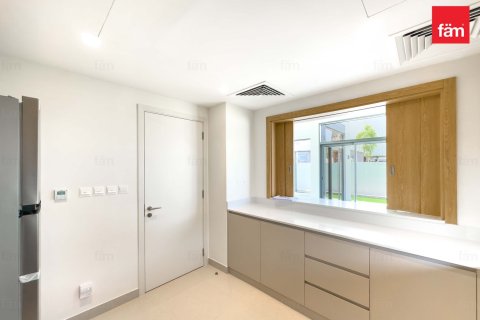 Villa de 4 dormitorios en Dubai, UAE No. 223731 8