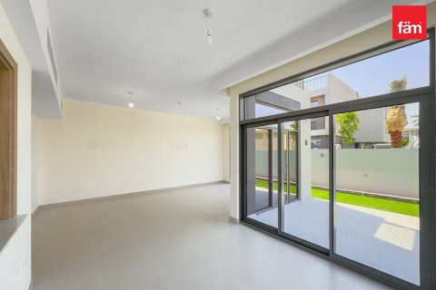 Villa de 4 dormitorios en Dubai, UAE No. 223731 9