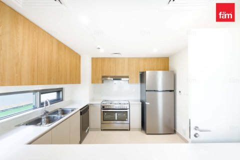 Villa de 4 dormitorios en Dubai, UAE No. 223731 5