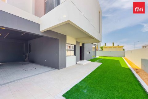 Villa de 4 dormitorios en Dubai, UAE No. 223731 21
