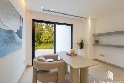 Villa de 4 dormitorios en Jumeirah Islands, UAE No. 48719 7