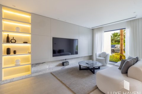 Villa de 4 dormitorios en Jumeirah Islands, UAE No. 48719 25