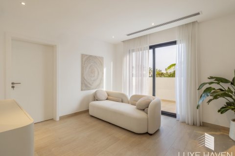 Villa de 4 dormitorios en Jumeirah Islands, UAE No. 48719 17