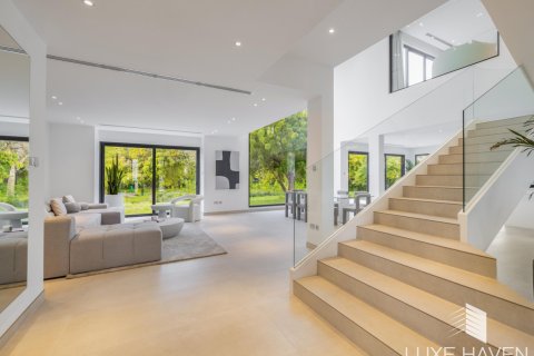 Villa de 4 dormitorios en Jumeirah Islands, UAE No. 48719 13
