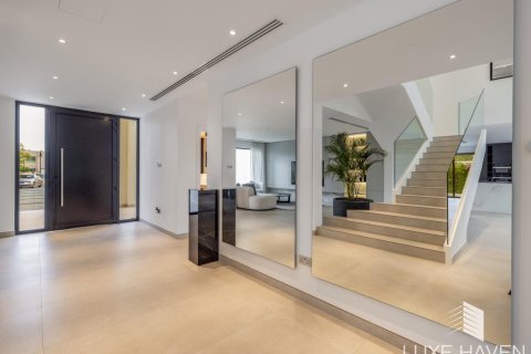 Villa de 4 dormitorios en Jumeirah Islands, UAE No. 48719 26