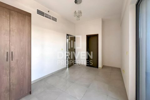 1 bedroom Apartment in District 11, UAE No. 211353 3