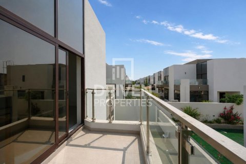 Townhouse de 4 dormitorios en District 11, UAE No. 223210 26
