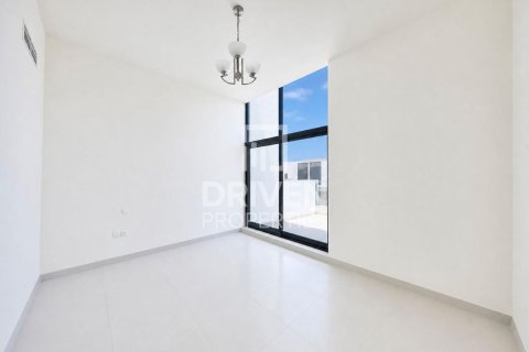 Townhouse de 4 dormitorios en District 11, UAE No. 223210 10