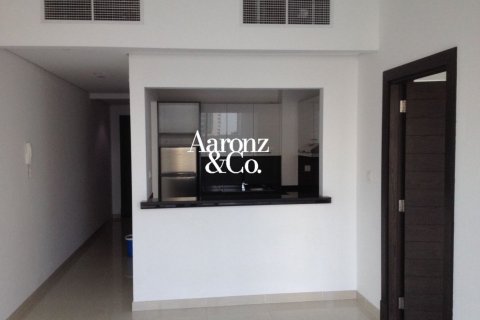 Apartment de 1 dormitorio en Silverene Tower B, UAE No. 220987 3