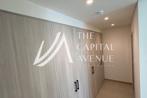 6 bedrooms Villa in Al Shamkha, UAE No. 221790 10