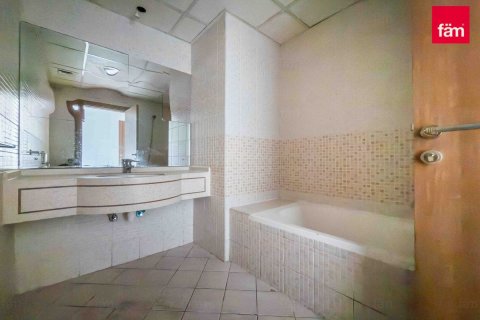 Квартира с 2 спальнями в Дубай Марина, ОАЭ №167822 11