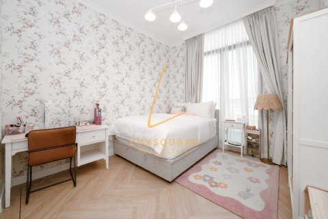 3 bedrooms Villa in Motor City, UAE No. 224328 13