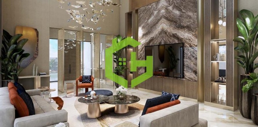 5 bedrooms Townhouse in Dubai Land, UAE No. 85892