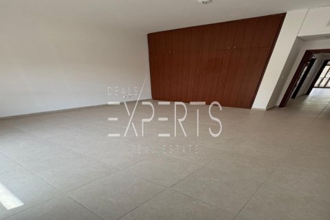 Villa de 4 chambres à Abu Dhabi, UAE No. 225090 9